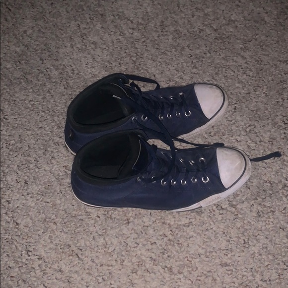 Navy blue converse - Picture 4 of 4